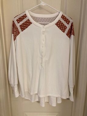 Women's White Henley Top with Rust Bandana Shoulder Accents